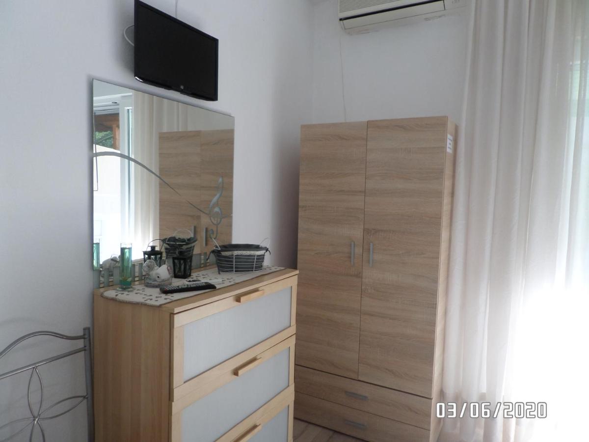 Néa Péramos Anais Apartment المظهر الخارجي الصورة