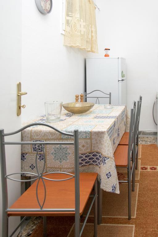 Néa Péramos Anais Apartment المظهر الخارجي الصورة