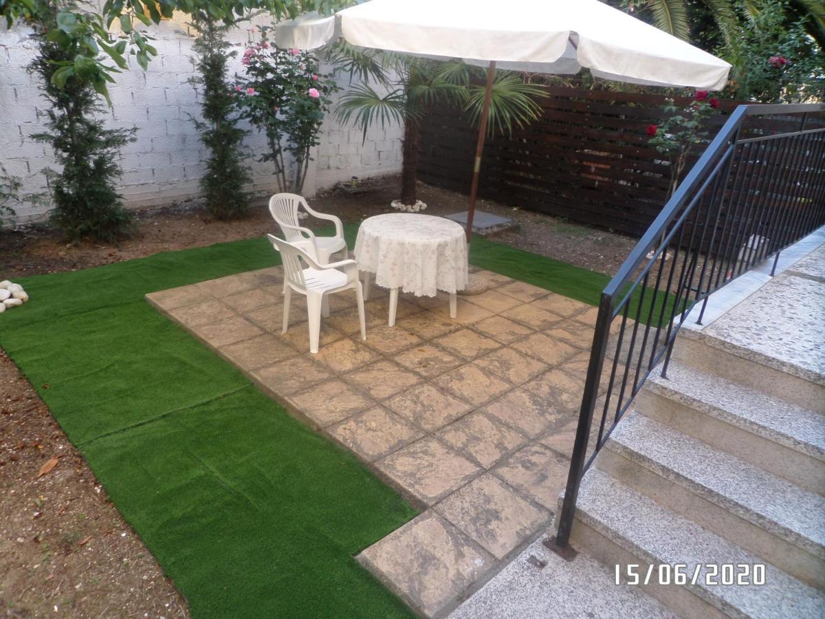 Néa Péramos Anais Apartment المظهر الخارجي الصورة
